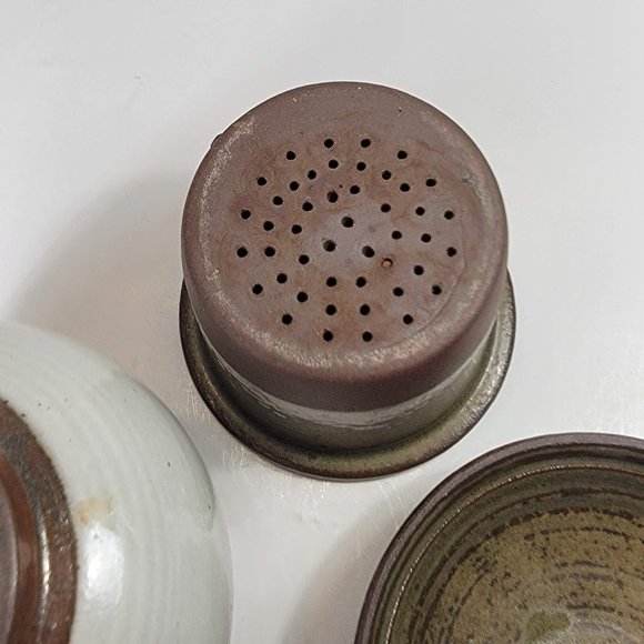 Single Serve Tea Brewer with Strainer Lid & Saucer Ceramic Flower Design - Picture 8 of 13